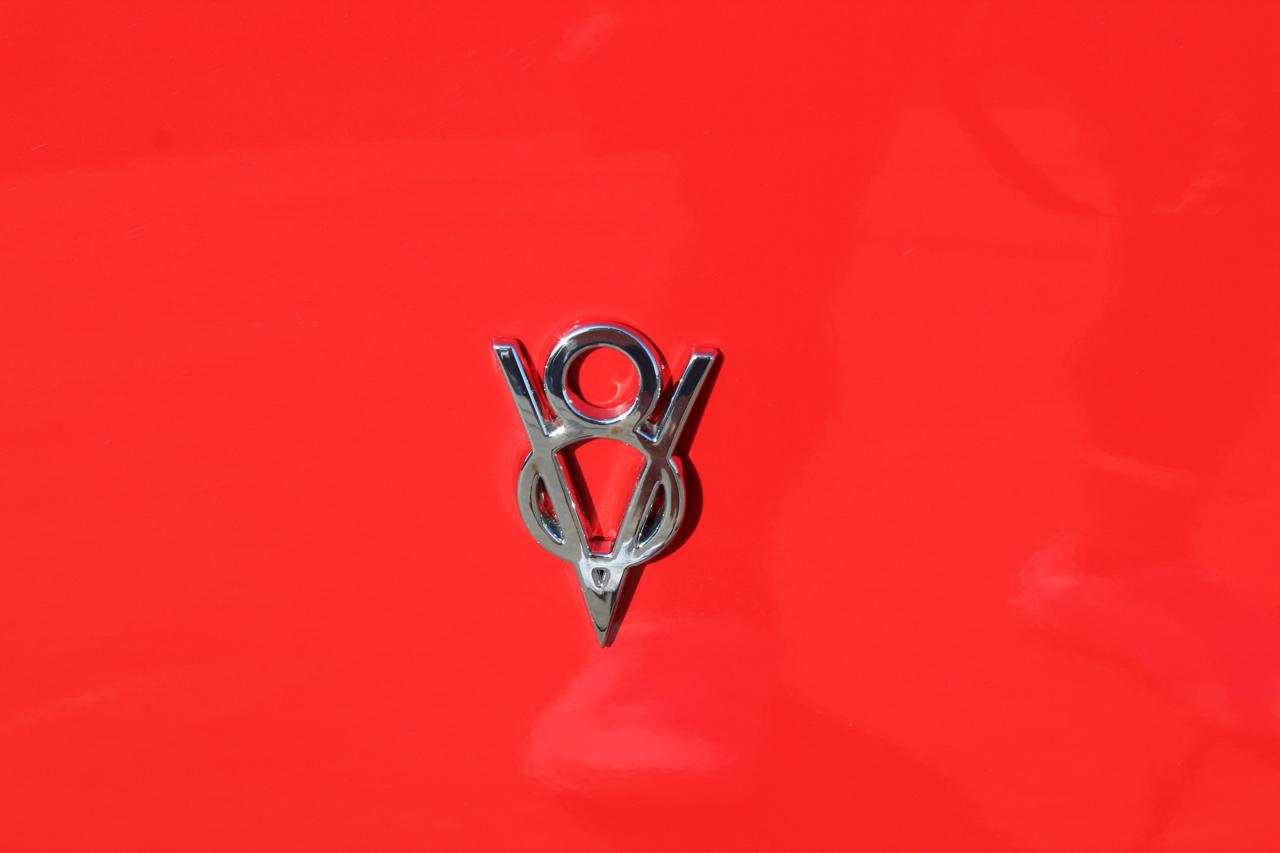 Ford Thunderbird Deluxe 2002