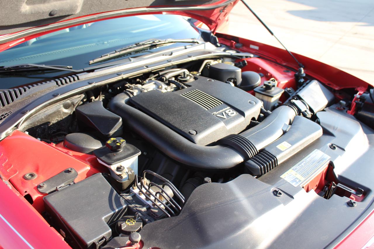 Ford Thunderbird Deluxe 2002