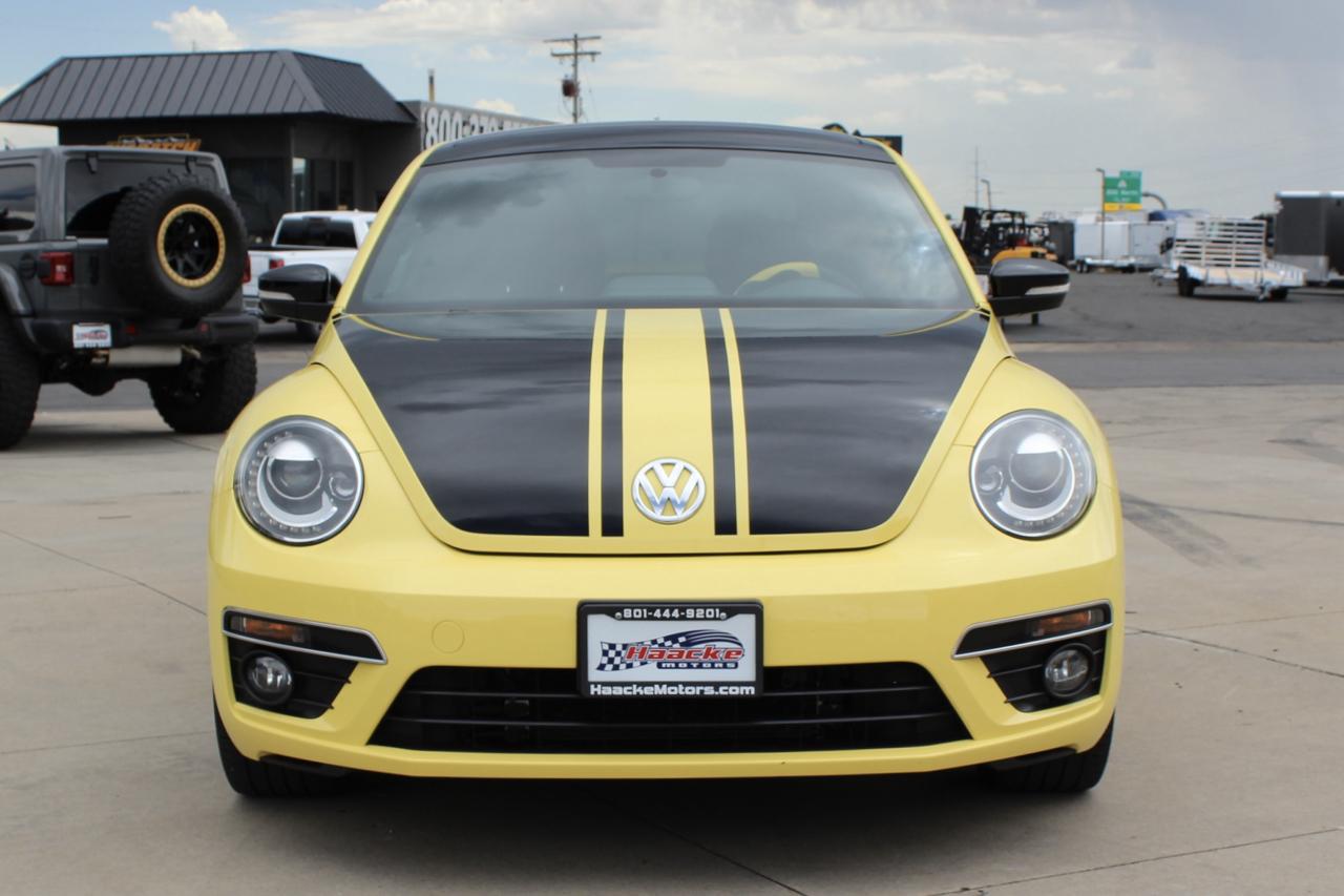 Volkswagen Beetle 2.0T Turbo 2014