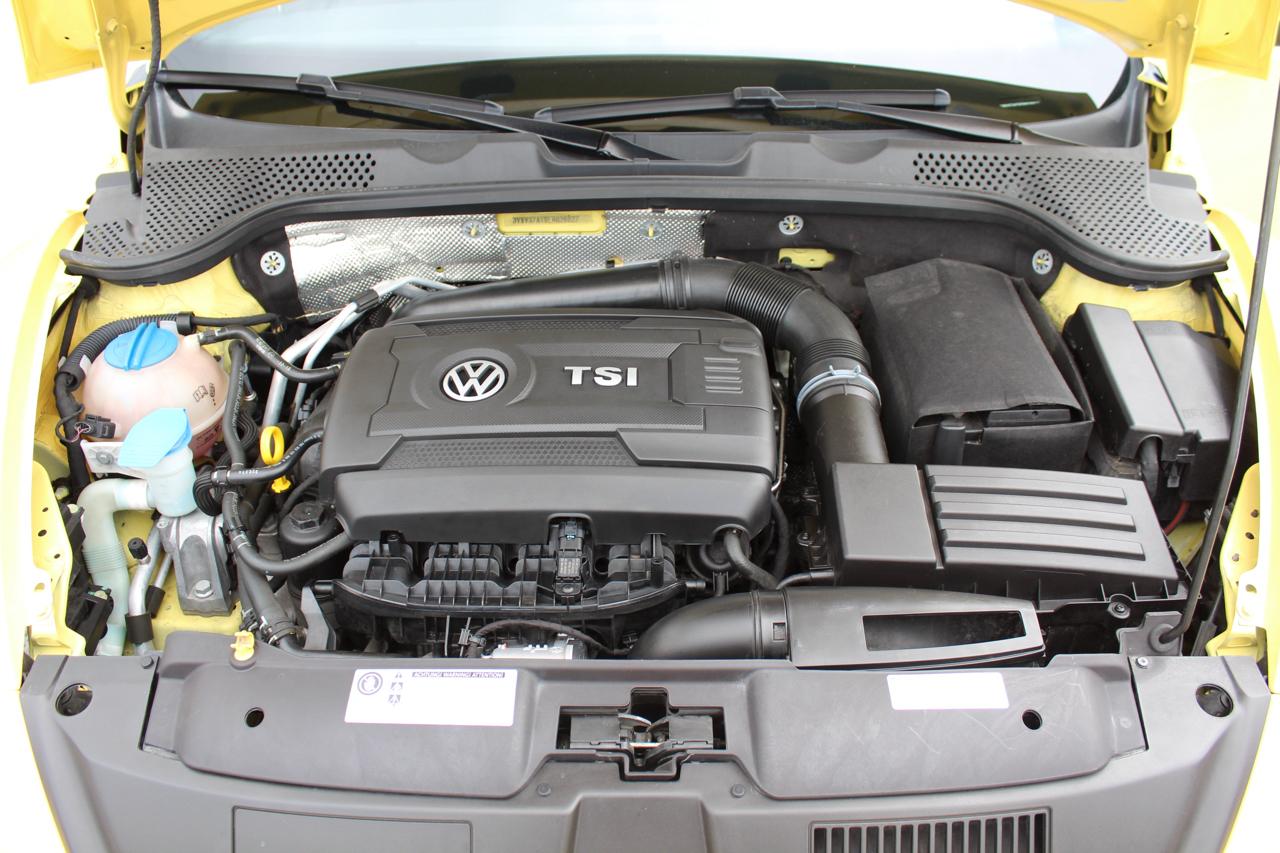 Volkswagen Beetle 2.0T Turbo 2014