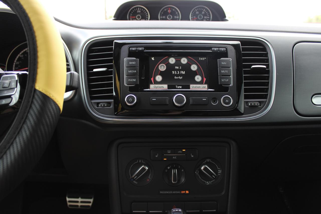 Volkswagen Beetle 2.0T Turbo 2014