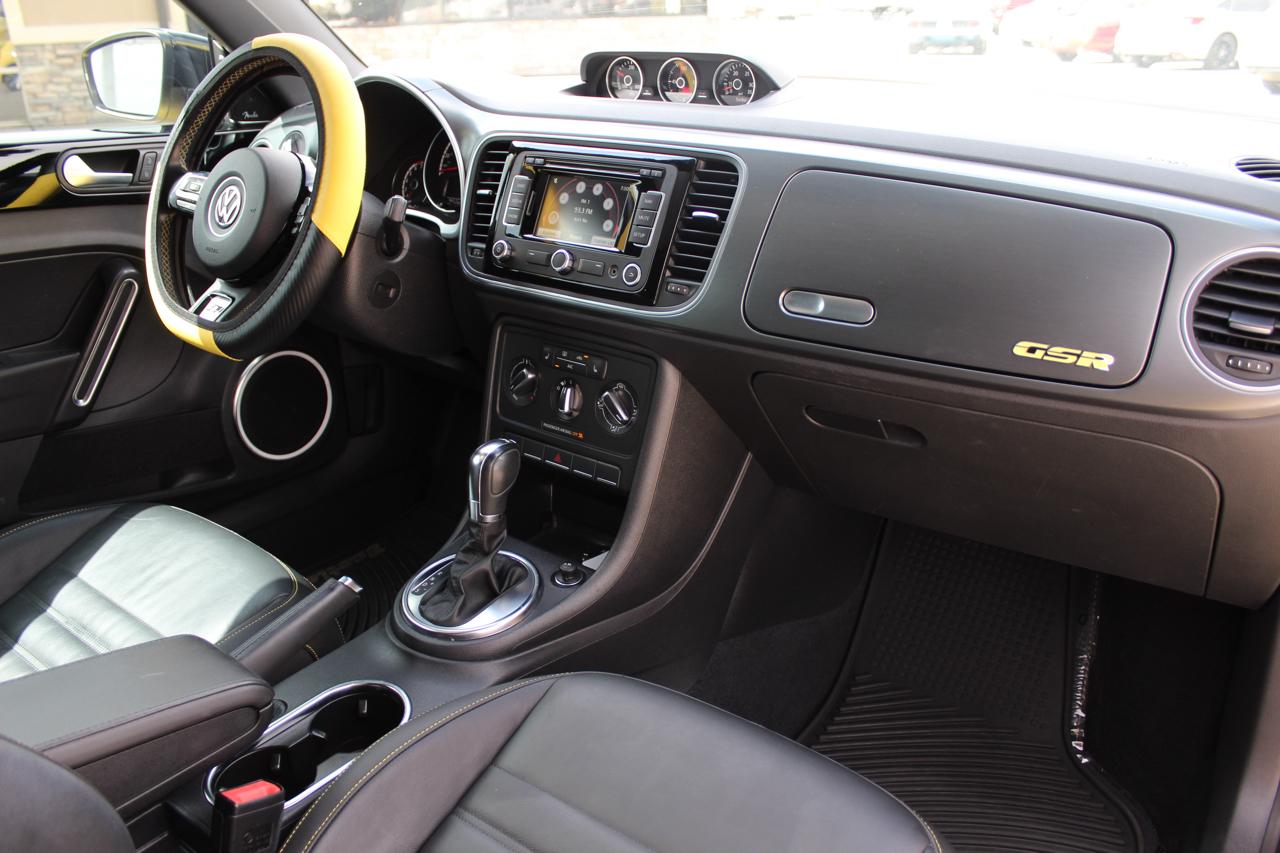 Volkswagen Beetle 2.0T Turbo 2014