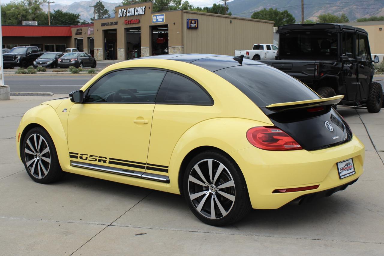 Volkswagen Beetle 2.0T Turbo 2014