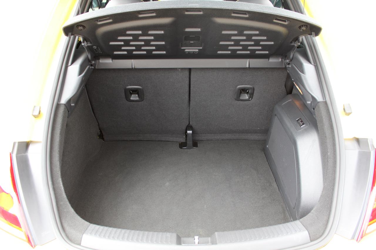 Volkswagen Beetle 2.0T Turbo 2014