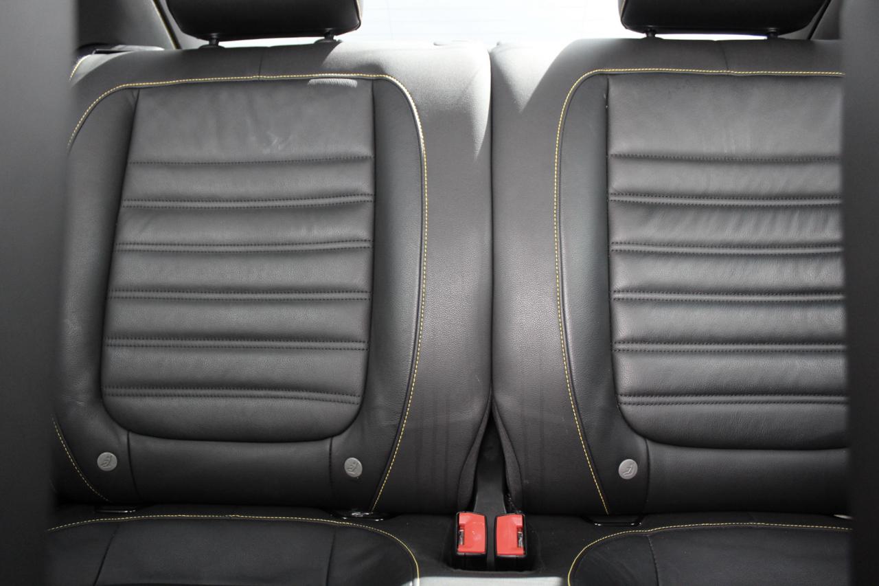 Volkswagen Beetle 2.0T Turbo 2014