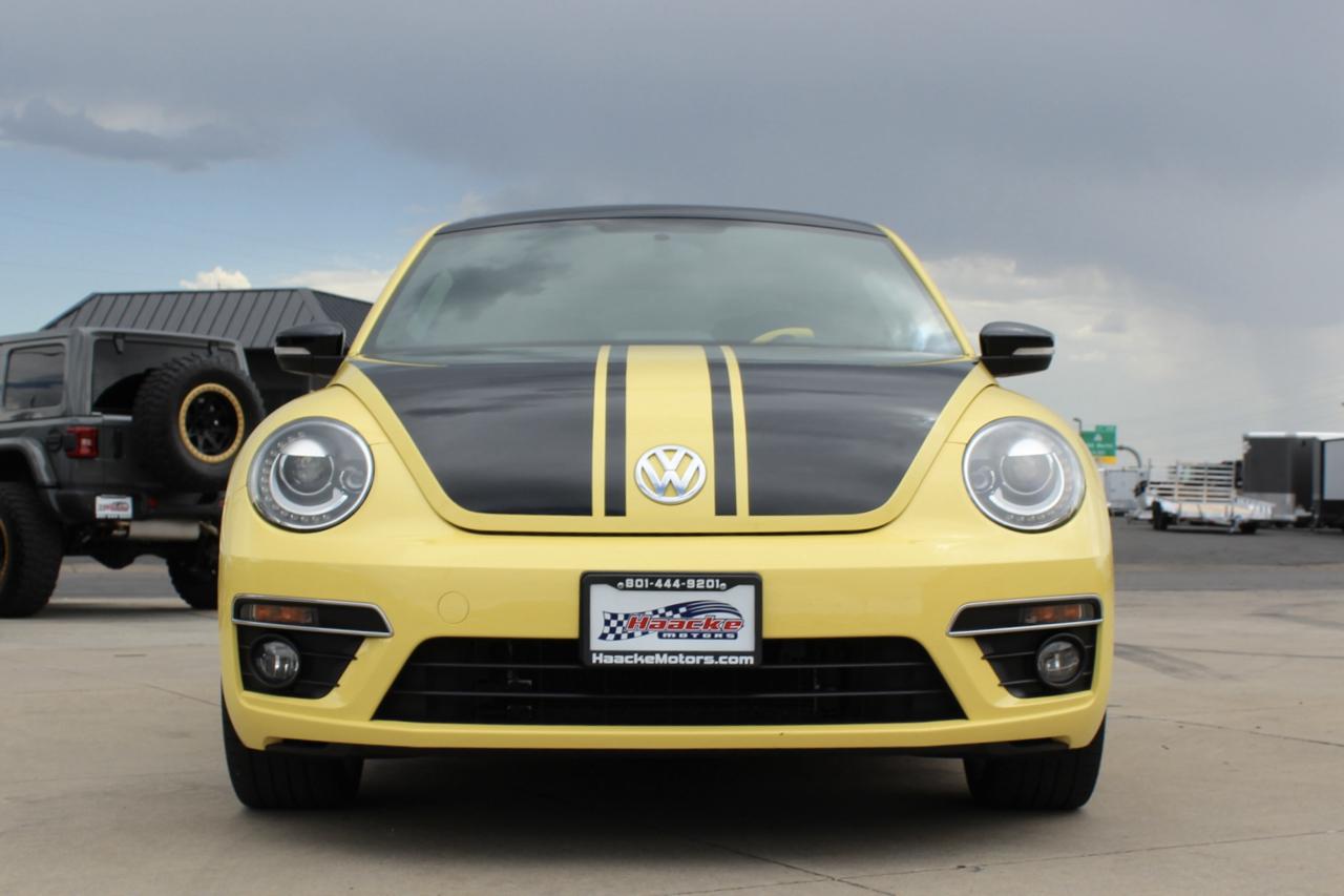 Volkswagen Beetle 2.0T Turbo 2014