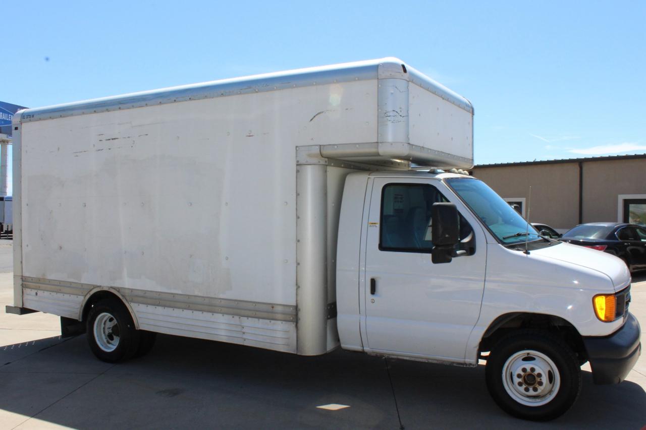Ford Econoline E-450 2007