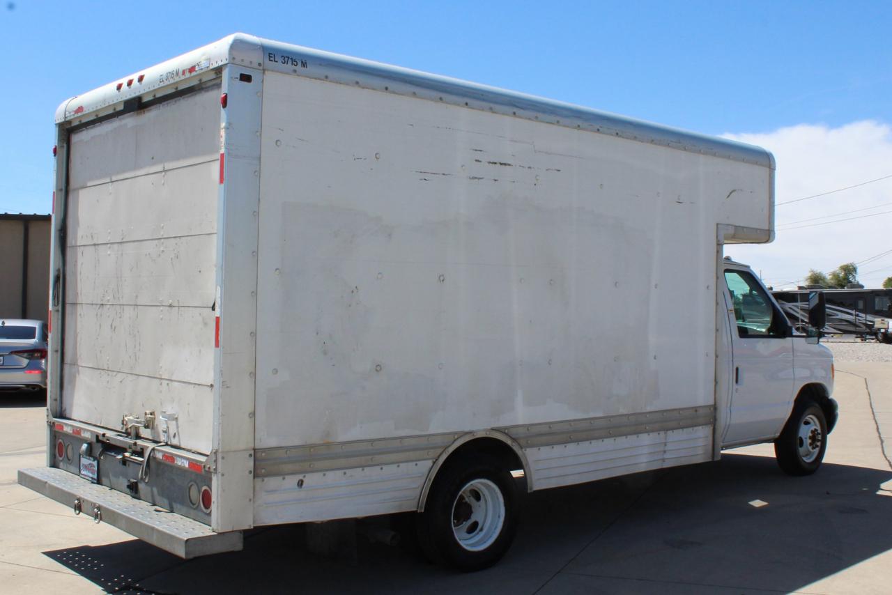 Ford Econoline E-450 2007