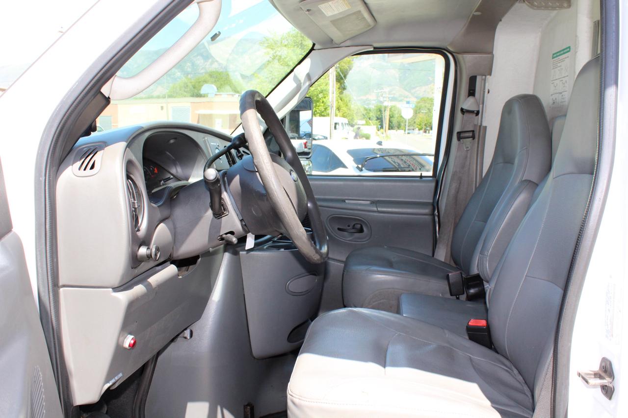Ford Econoline E-450 2007