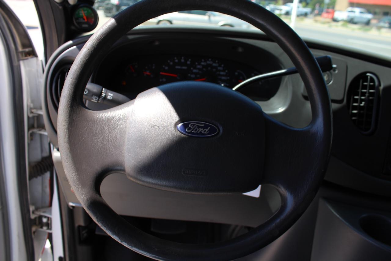 Ford Econoline E-450 2007