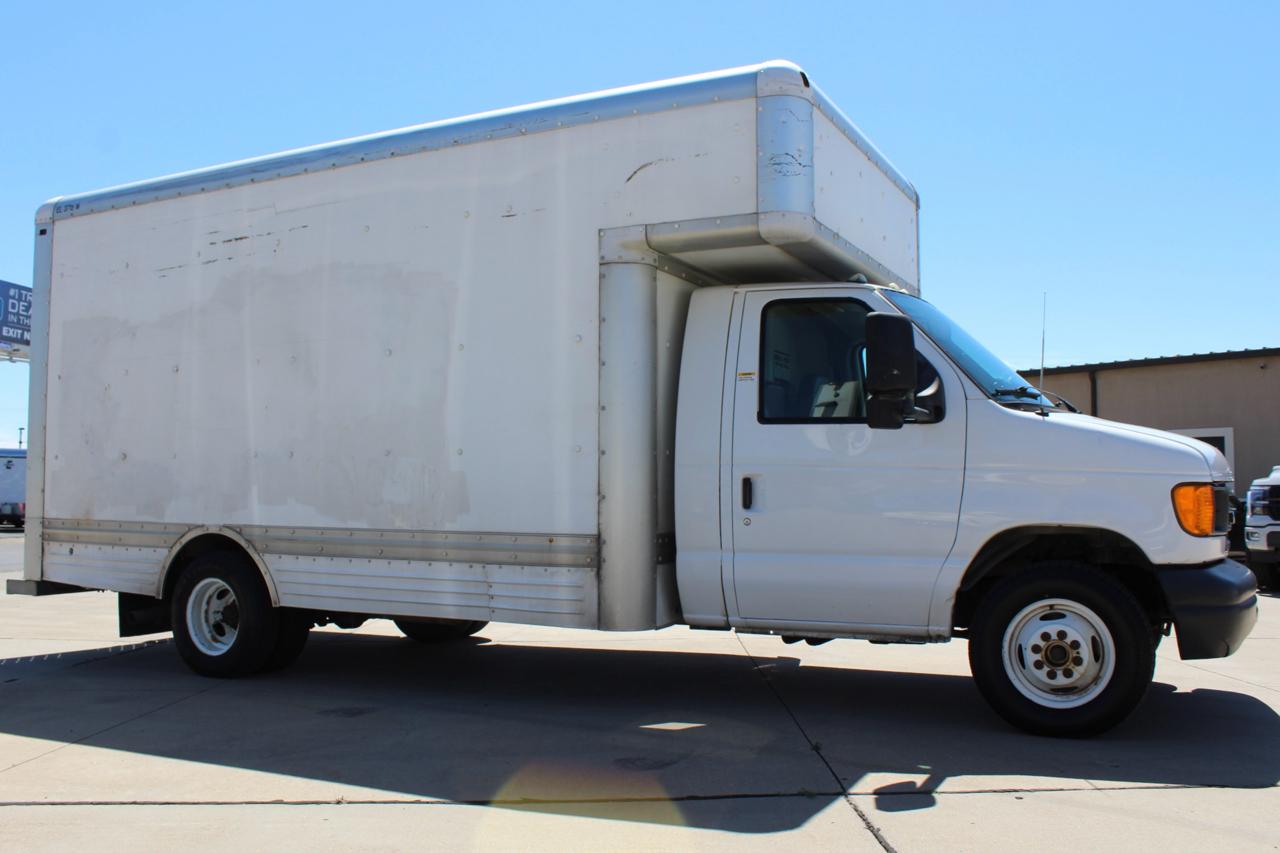 Ford Econoline E-450 2007