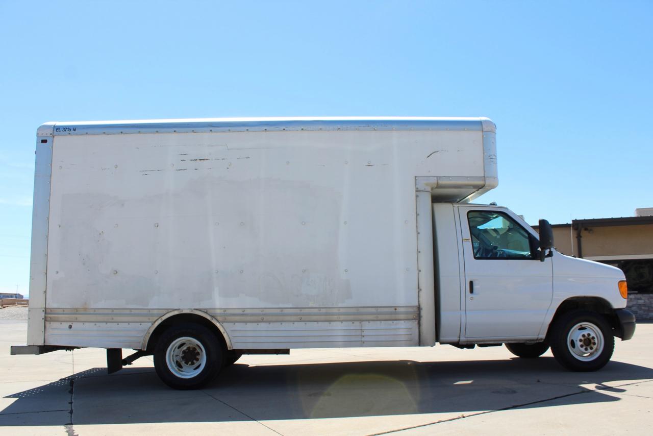 Ford Econoline E-450 2007