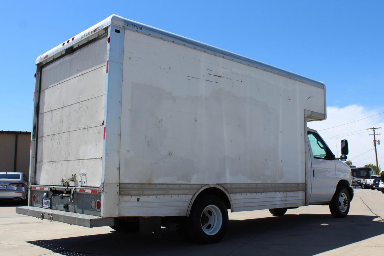 Ford Econoline E-450 2007