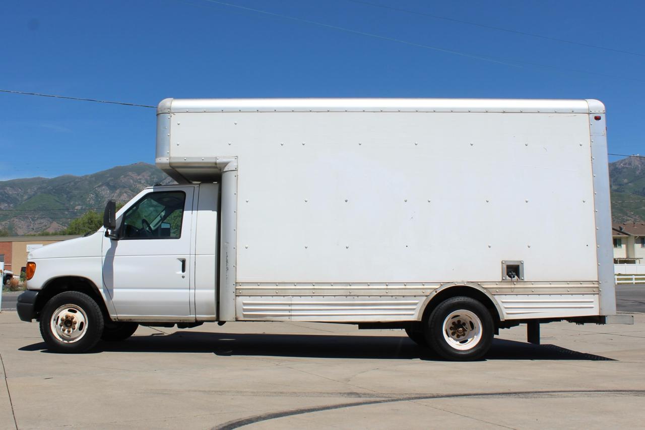 Ford Econoline E-450 2007