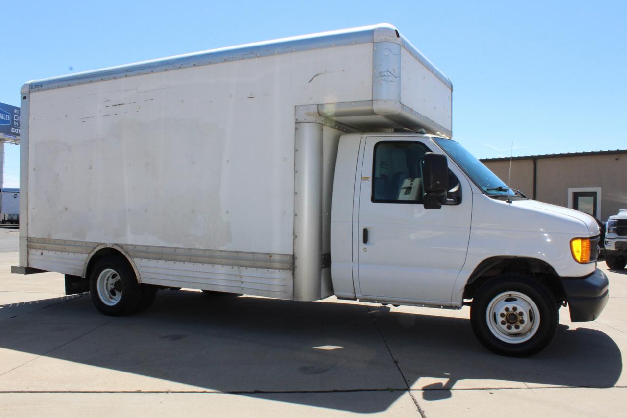 Ford Econoline E-450 2007
