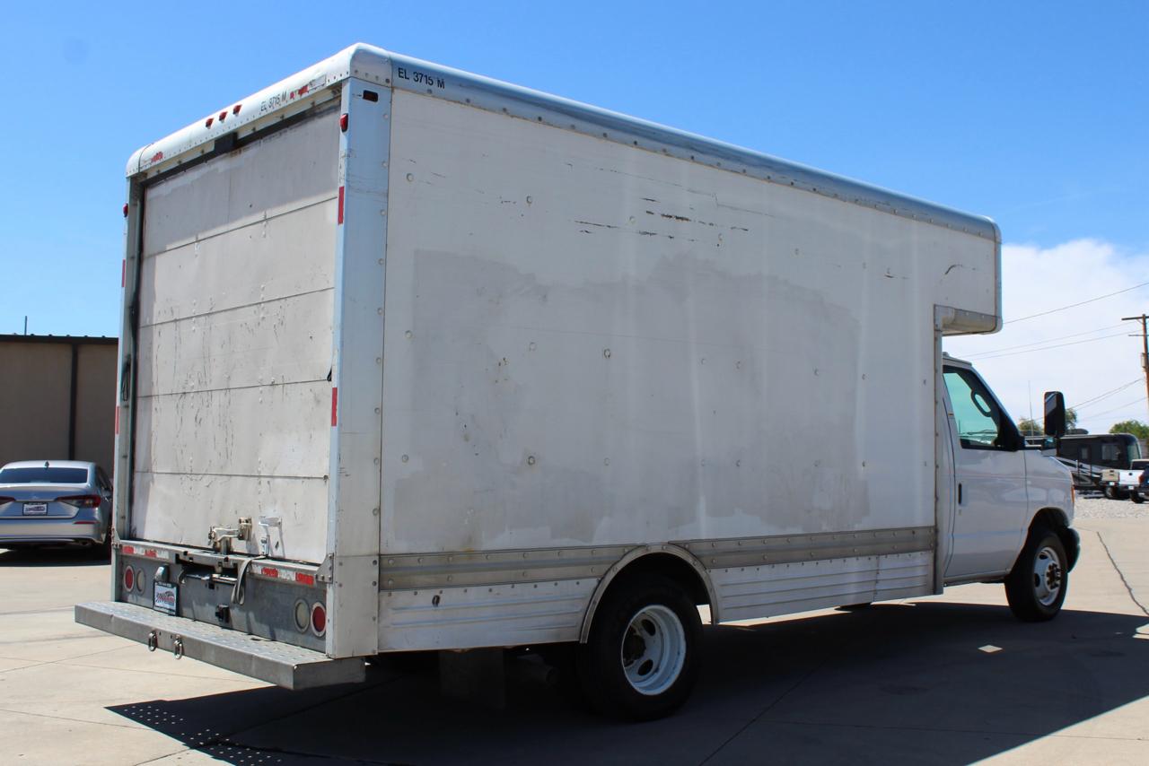 Ford Econoline E-450 2007