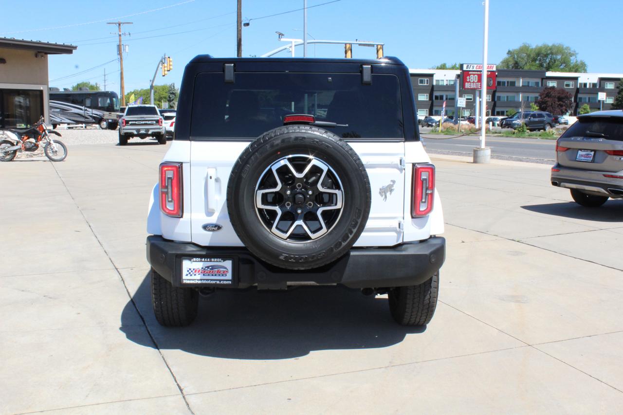 Ford Bronco Outer Banks 4-Door 2025