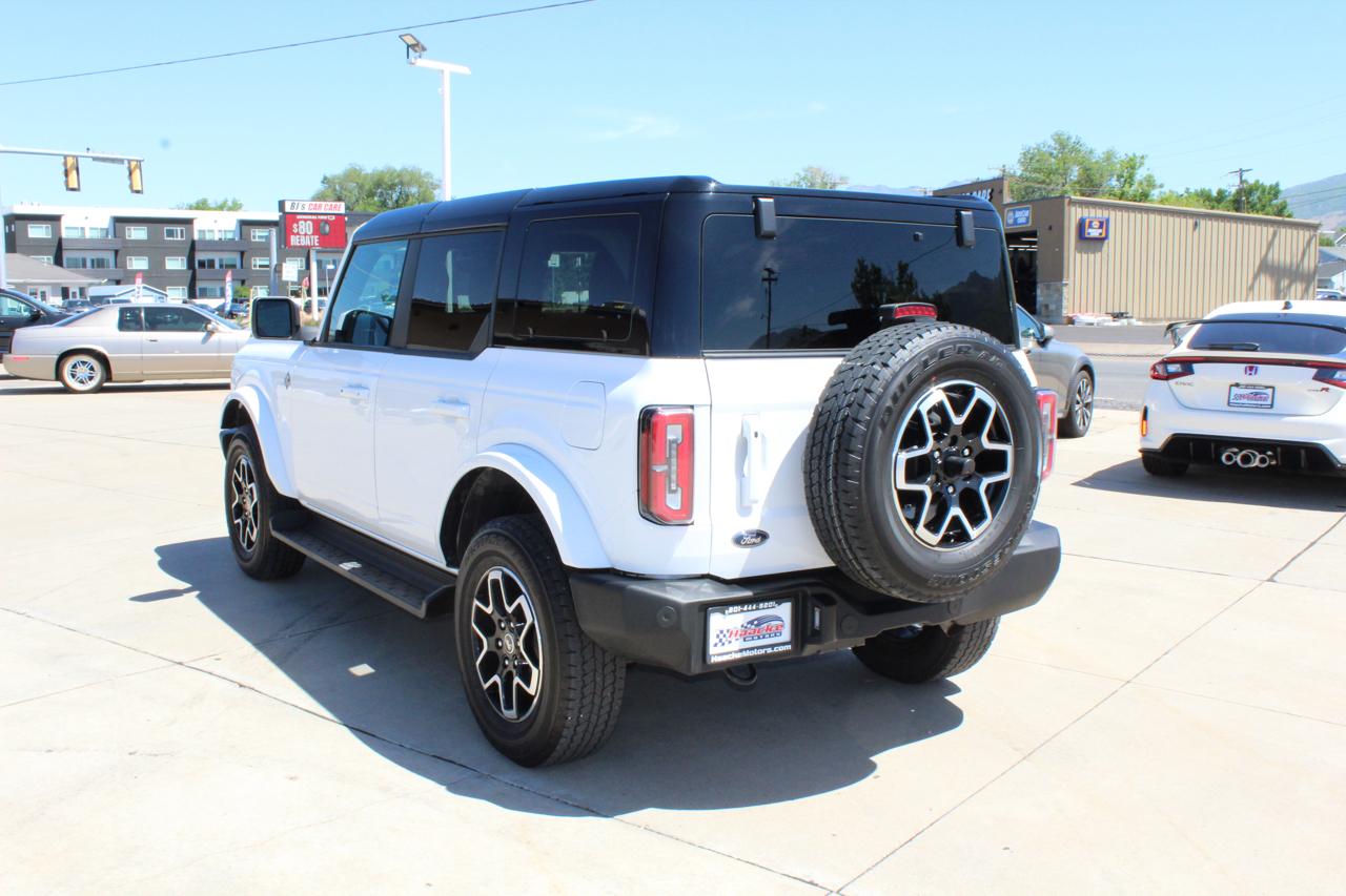 Ford Bronco Outer Banks 4-Door 2025