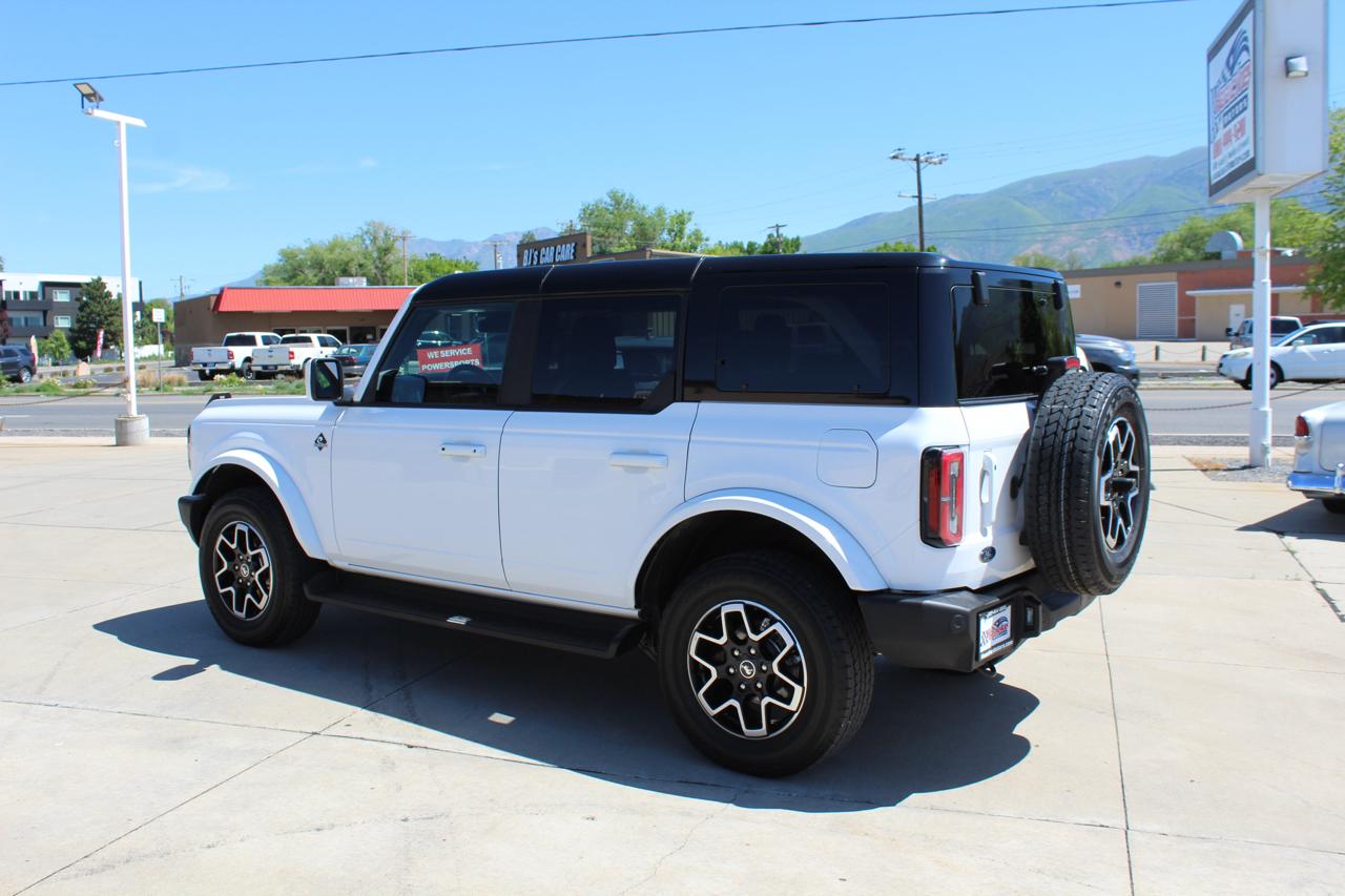 Ford Bronco Outer Banks 4-Door 2025