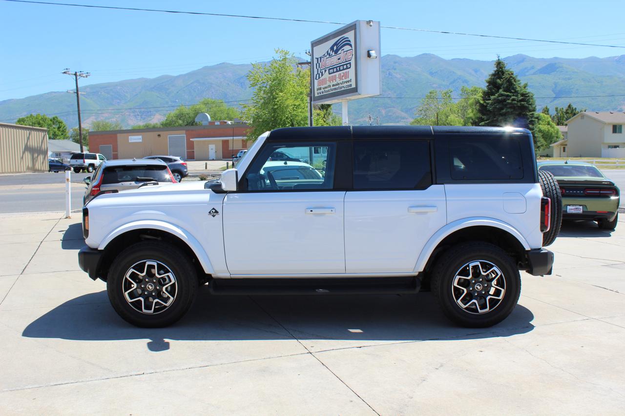 Ford Bronco Outer Banks 4-Door 2025