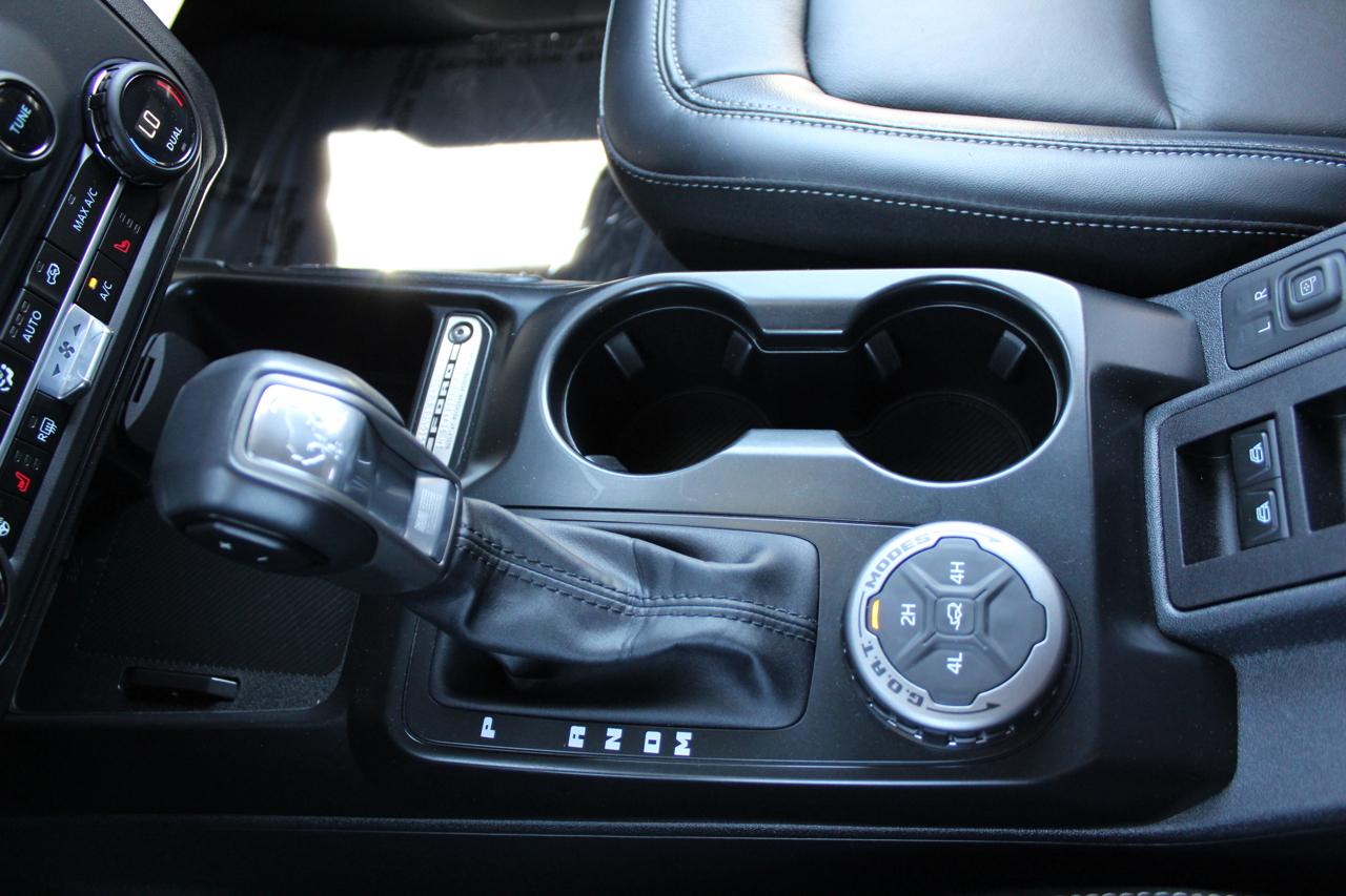 Ford Bronco Outer Banks 4-Door 2025