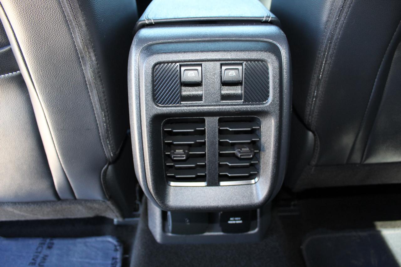 Ford Bronco Outer Banks 4-Door 2025