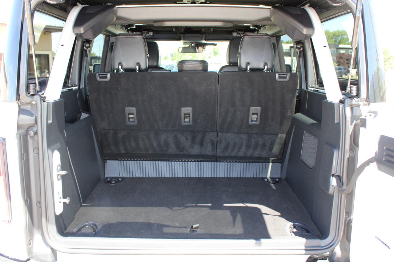 Ford Bronco Outer Banks 4-Door 2025