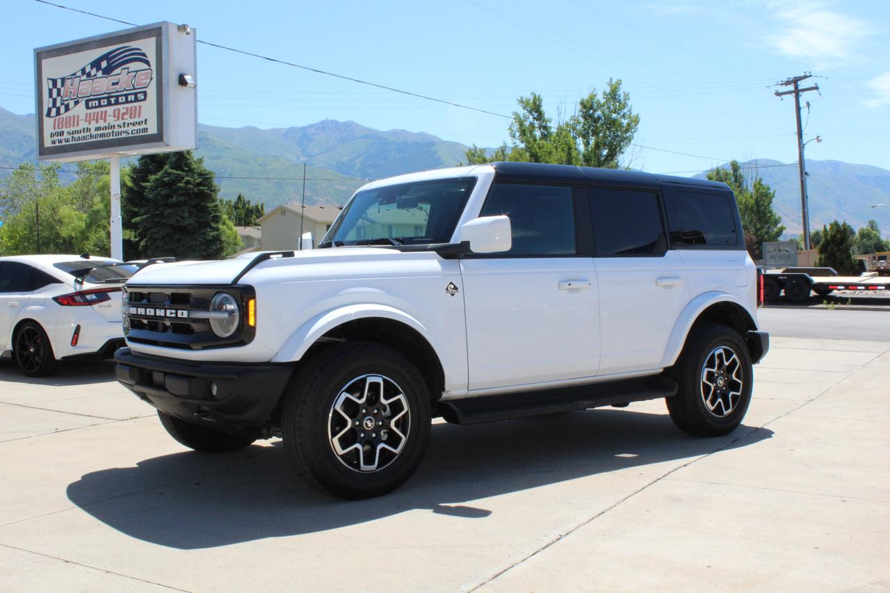 Ford Bronco Outer Banks 4-Door 2025