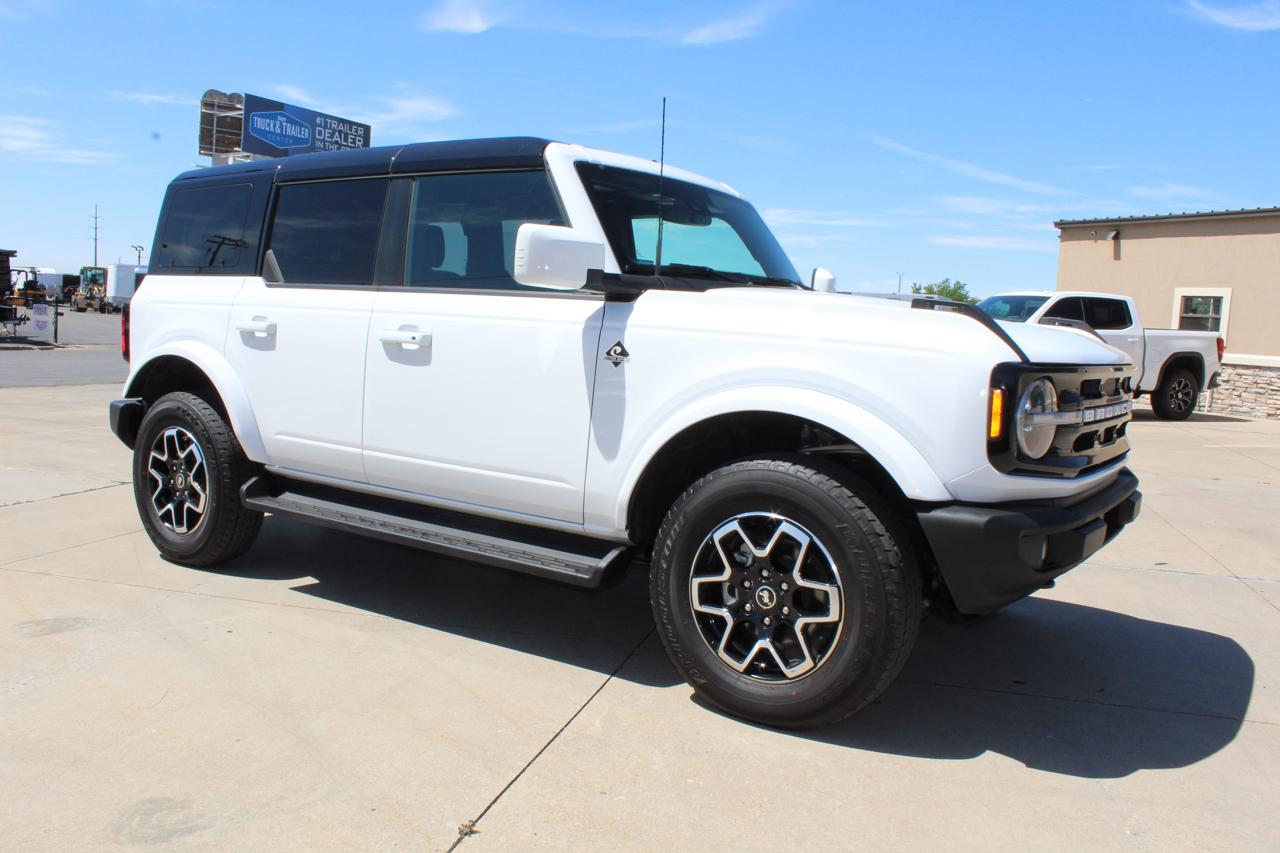 Ford Bronco Outer Banks 4-Door 2025
