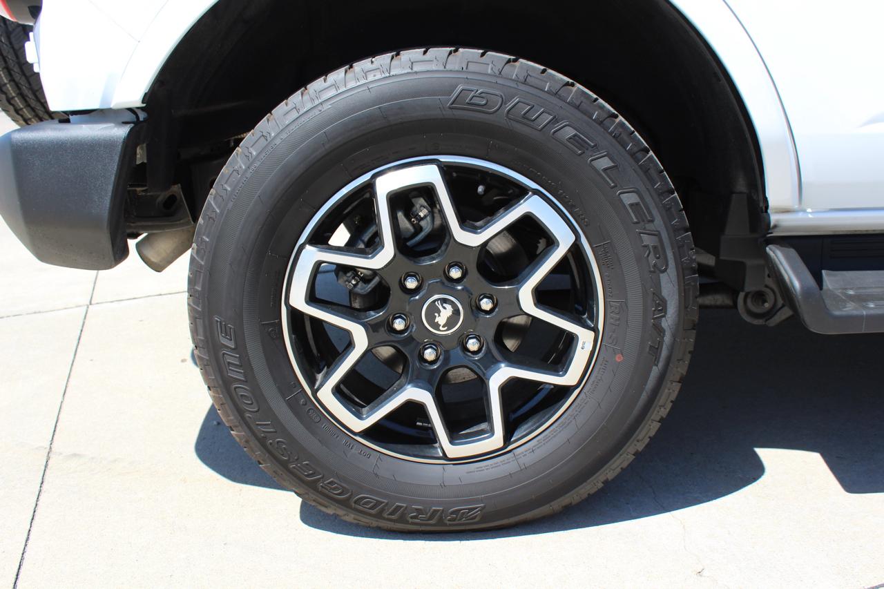 Ford Bronco Outer Banks 4-Door 2025