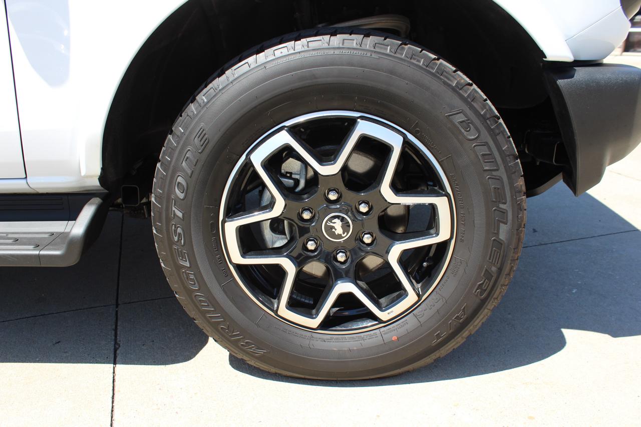 Ford Bronco Outer Banks 4-Door 2025