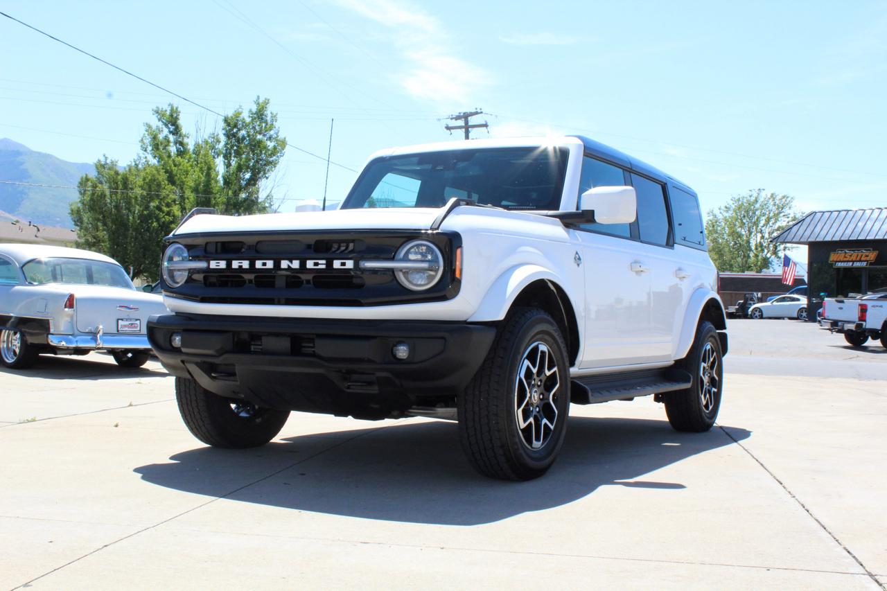 Ford Bronco Outer Banks 4-Door 2025