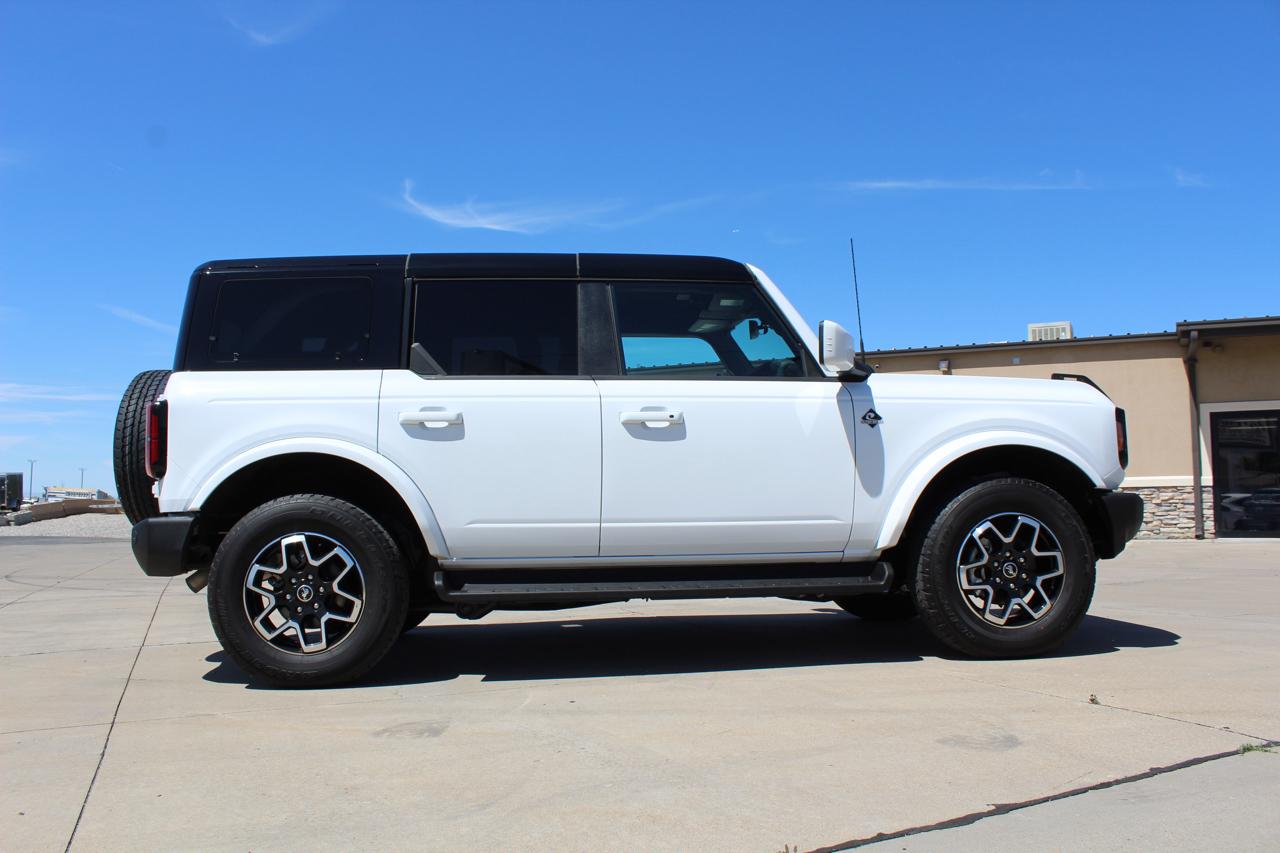 Ford Bronco Outer Banks 4-Door 2025