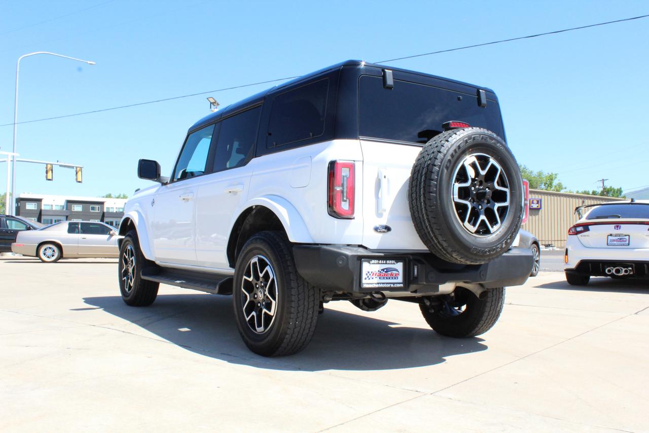 Ford Bronco Outer Banks 4-Door 2025