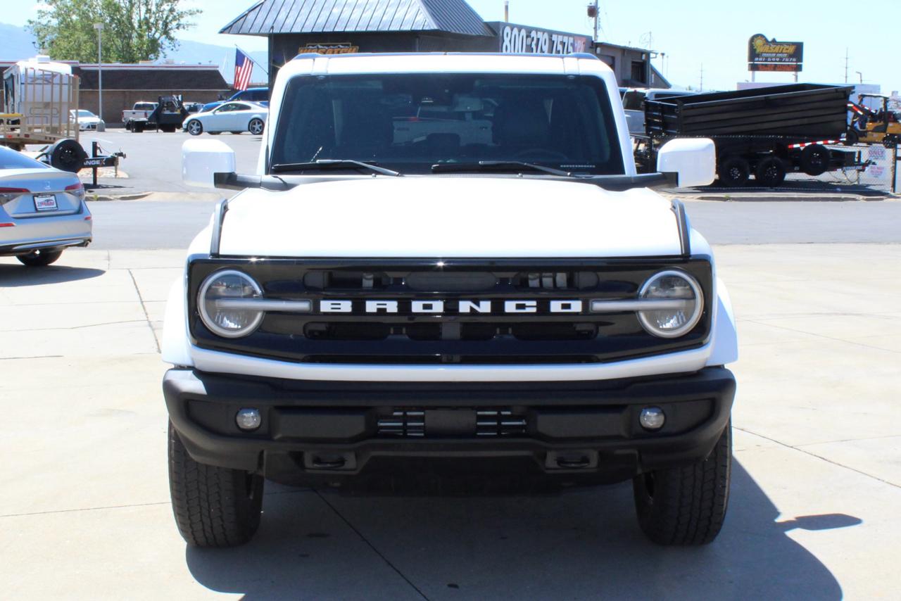 Ford Bronco Outer Banks 4-Door 2025