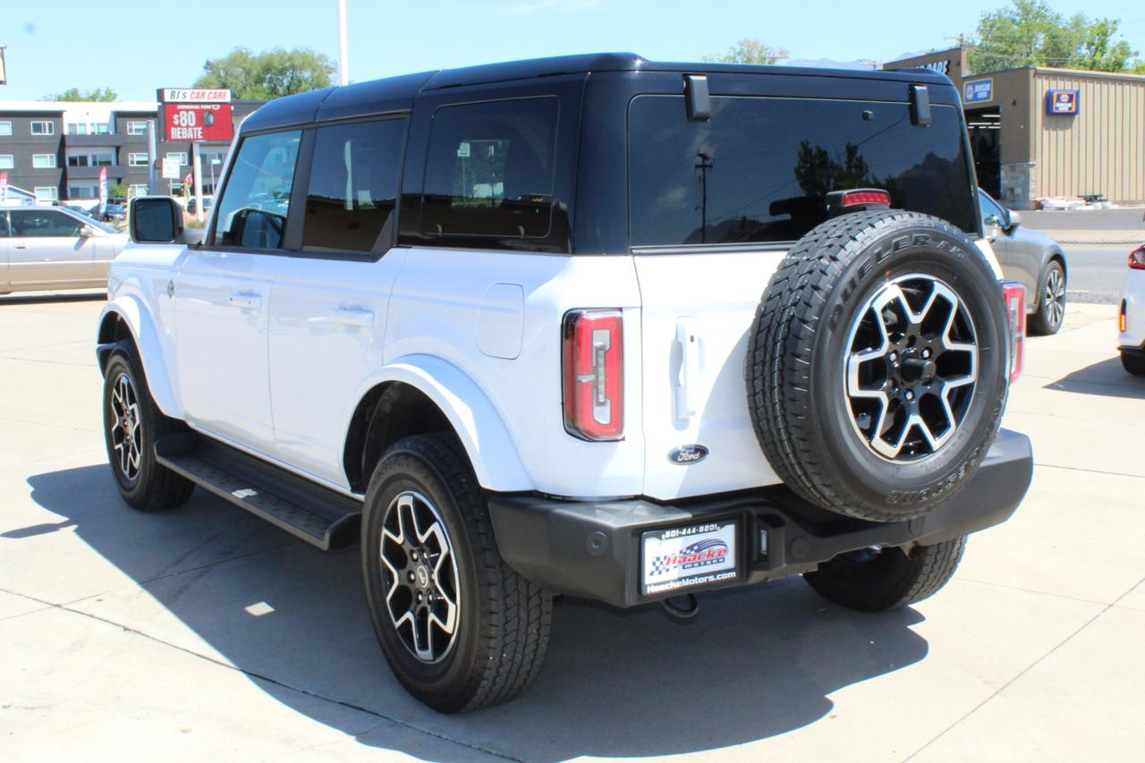 Ford Bronco Outer Banks 4-Door 2025