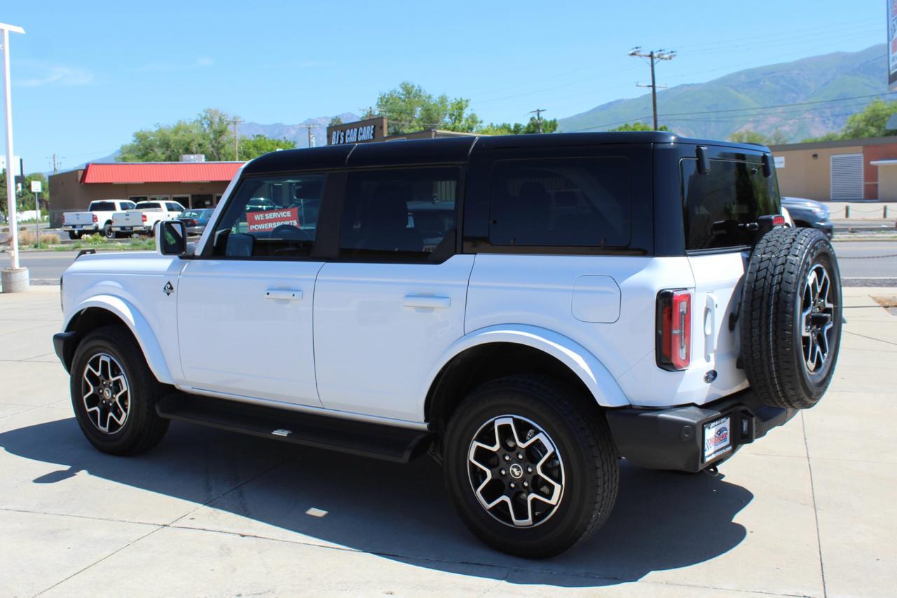 Ford Bronco Outer Banks 4-Door 2025