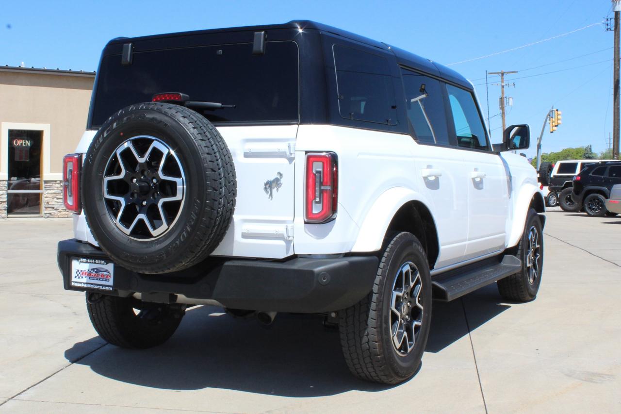 Ford Bronco Outer Banks 4-Door 2025