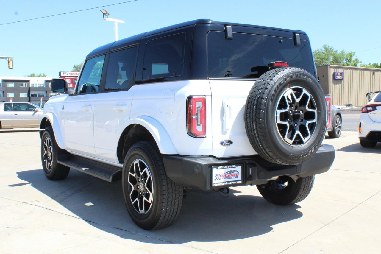 Ford Bronco Outer Banks 4-Door 2025