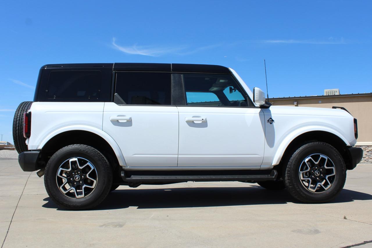 Ford Bronco Outer Banks 4-Door 2025
