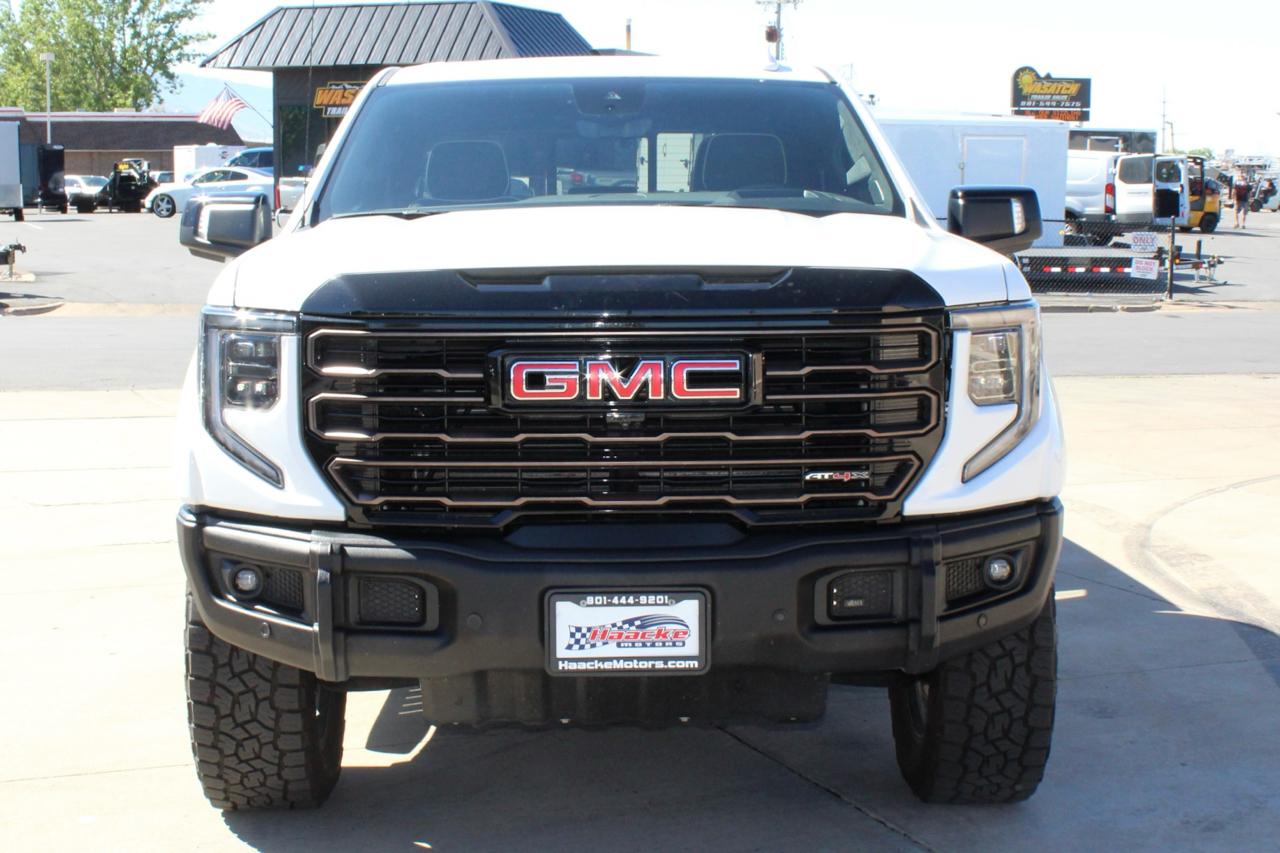 GMC Sierra 1500 AT4X Crew Cab 4WD 2024