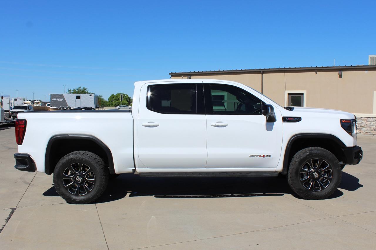 GMC Sierra 1500 AT4X Crew Cab 4WD 2024