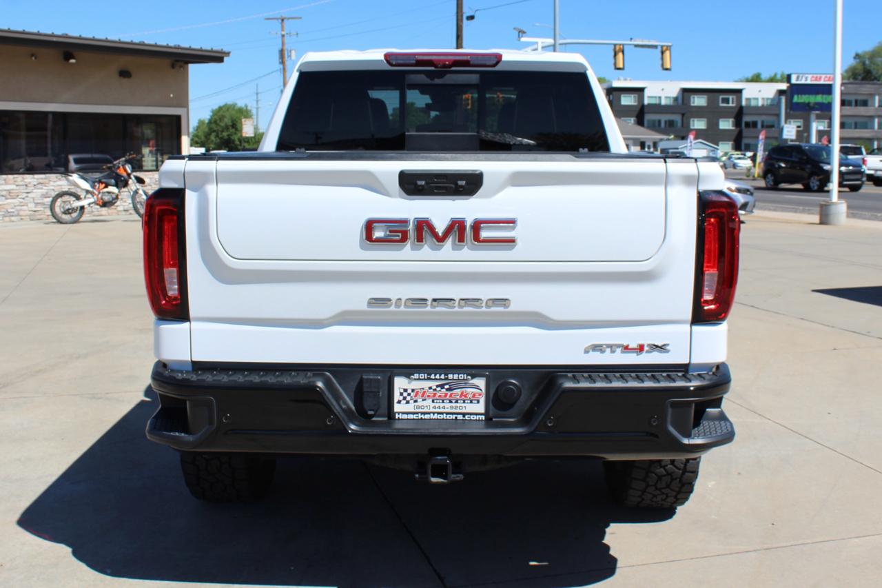 GMC Sierra 1500 AT4X Crew Cab 4WD 2024