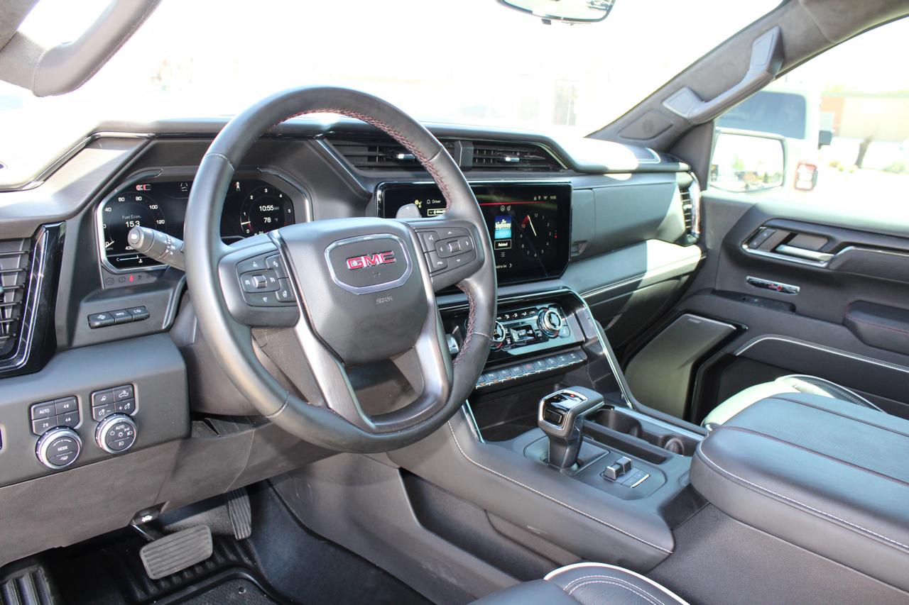 GMC Sierra 1500 AT4X Crew Cab 4WD 2024