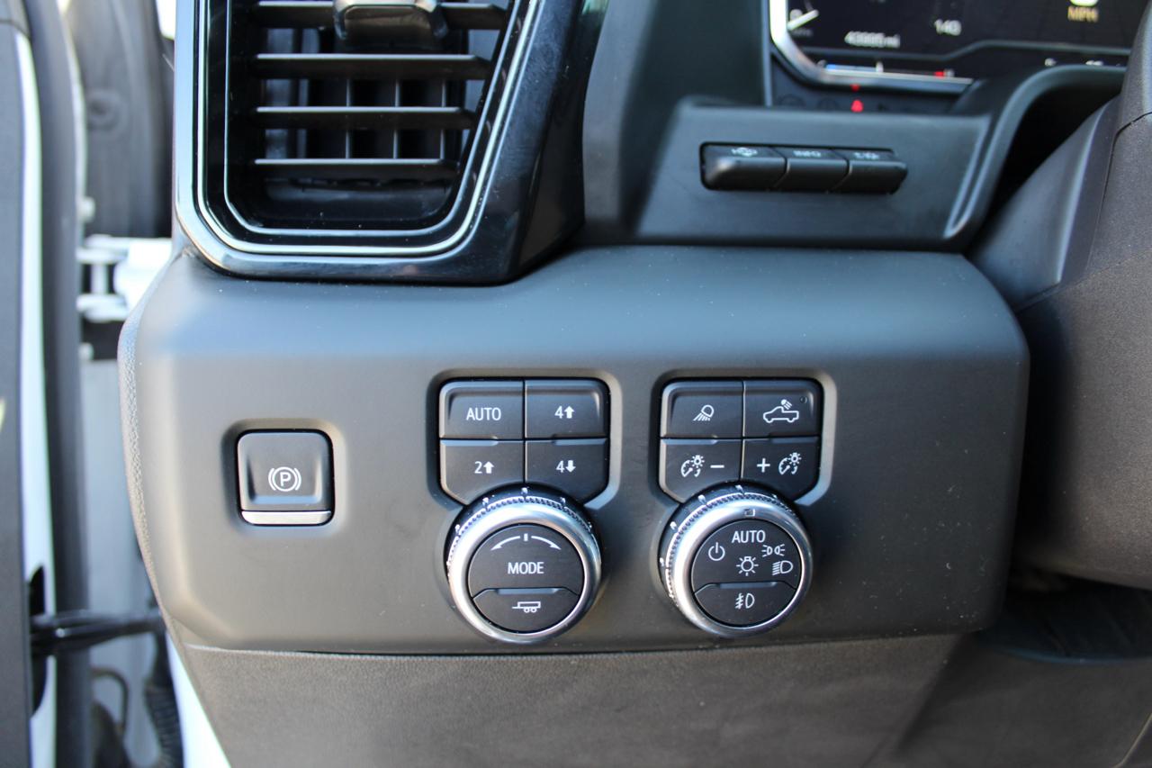 GMC Sierra 1500 AT4X Crew Cab 4WD 2024