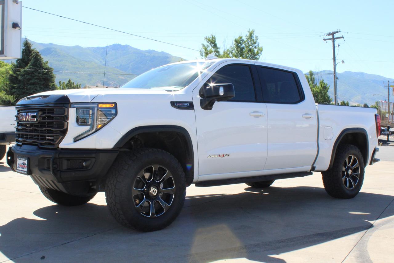 GMC Sierra 1500 AT4X Crew Cab 4WD 2024