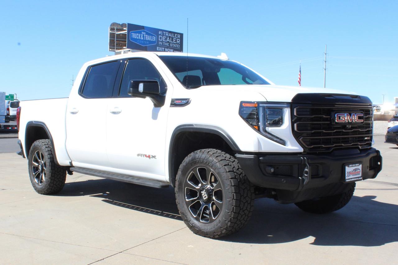 GMC Sierra 1500 AT4X Crew Cab 4WD 2024