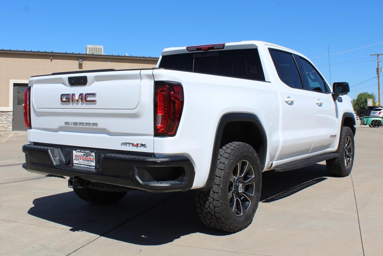 GMC Sierra 1500 AT4X Crew Cab 4WD 2024