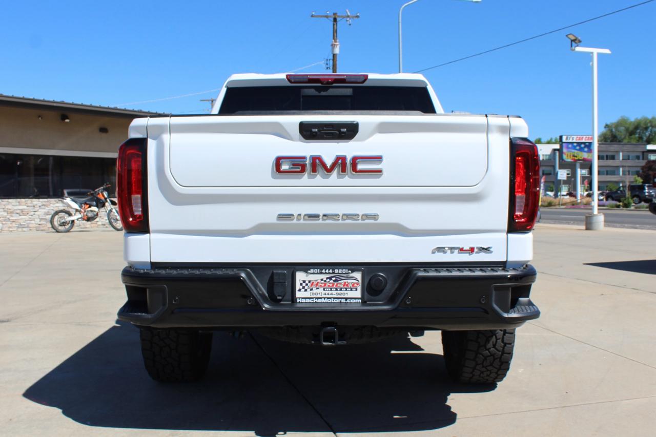 GMC Sierra 1500 AT4X Crew Cab 4WD 2024