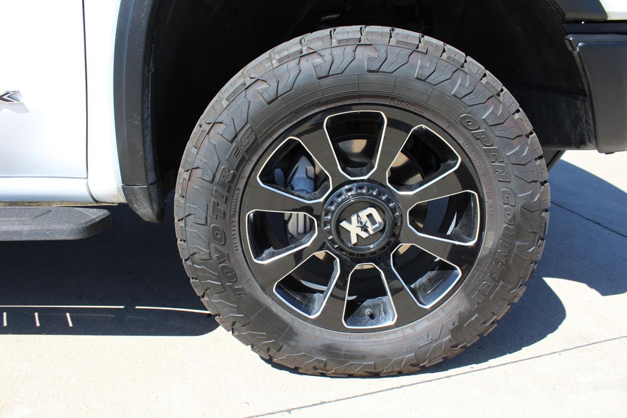 GMC Sierra 1500 AT4X Crew Cab 4WD 2024